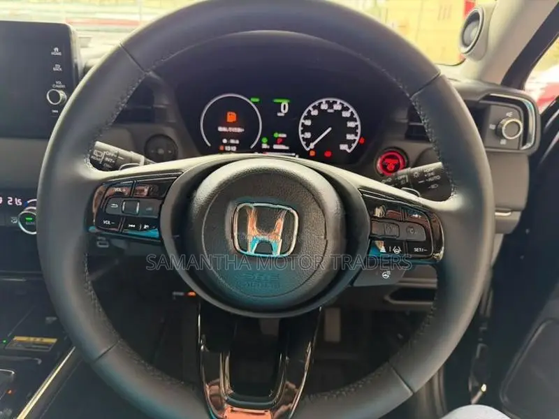 Honda Vezel Z Premium 2025