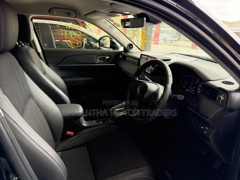 Honda Vezel Z Premium 2025