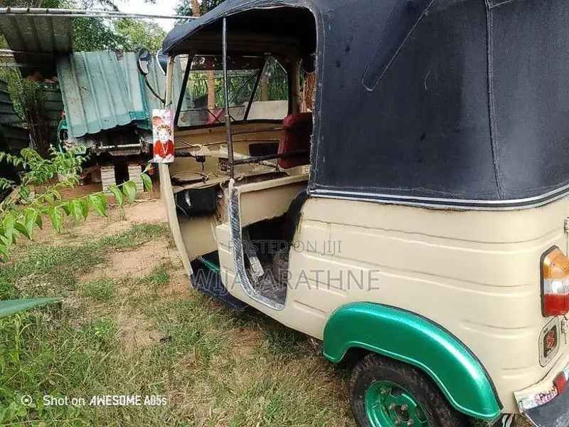 Bajaj RE Three wheel 1994
