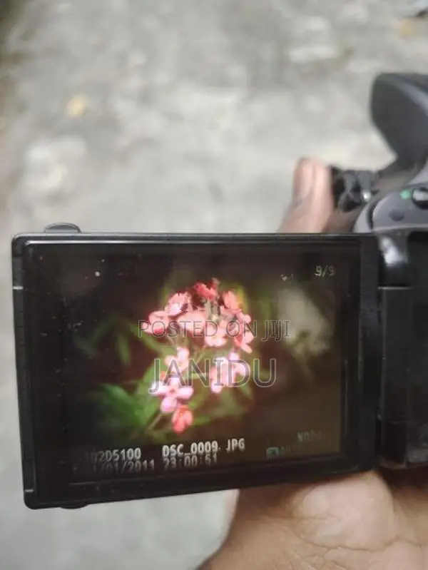 Nikon D5100 Camera