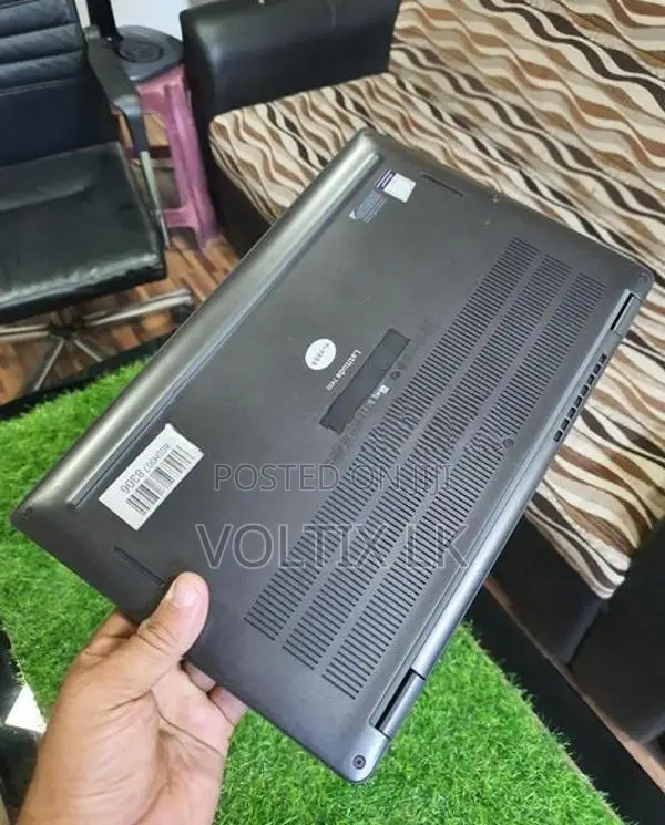 DELL i5 10TH Gen 2.11GHZ 8GB RAM 256GB NVMe Health