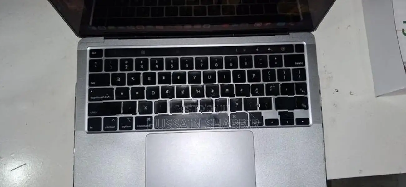 Apple MacBook Pro 13-inch (2020)