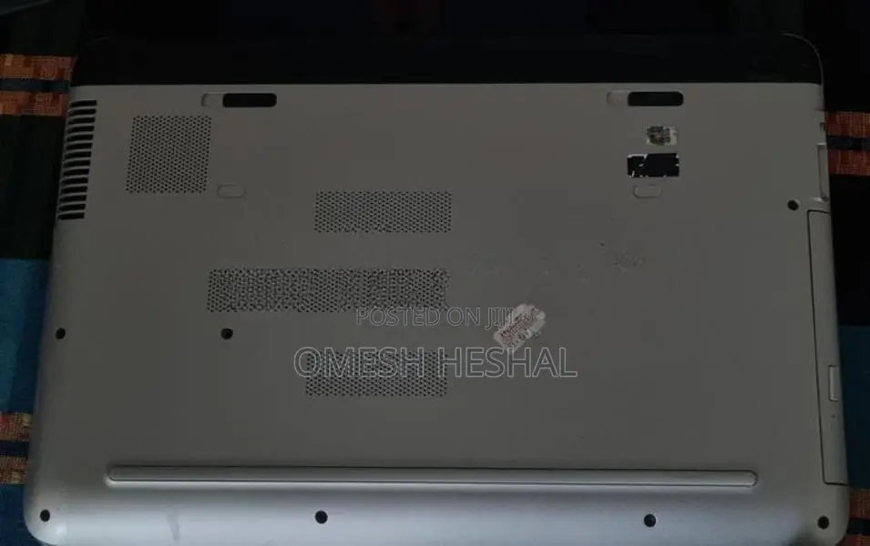 HP Pavilion abo56tx Laptop