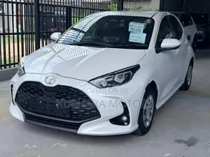Toyota Yaris X Grade Safty 2024