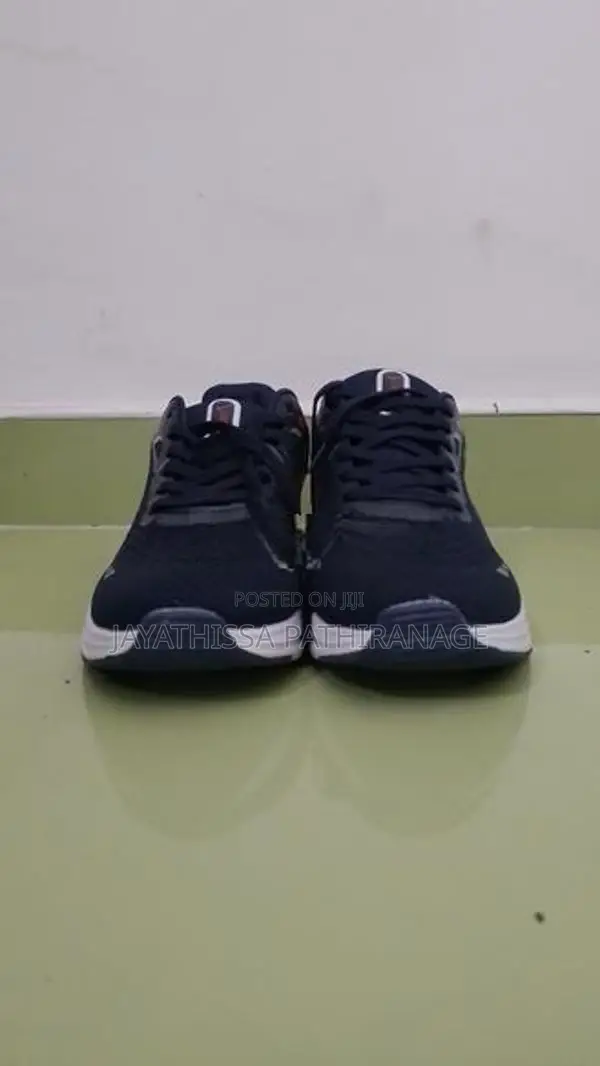 Size 13 Nike Shoes