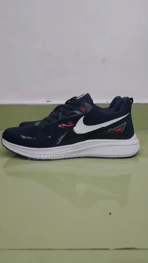 Size 13 Nike Shoes