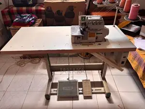 Zoje ZJ880-5-BD 5-Thread Overlock Machine (Like New)