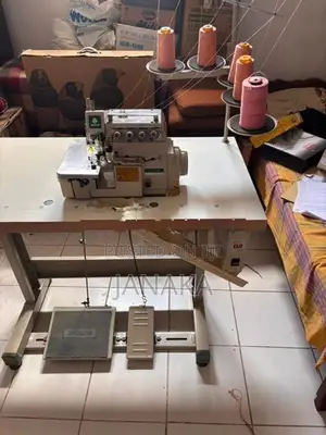 Zoje ZJ880-5-BD 5-Thread Overlock Machine (Like New)