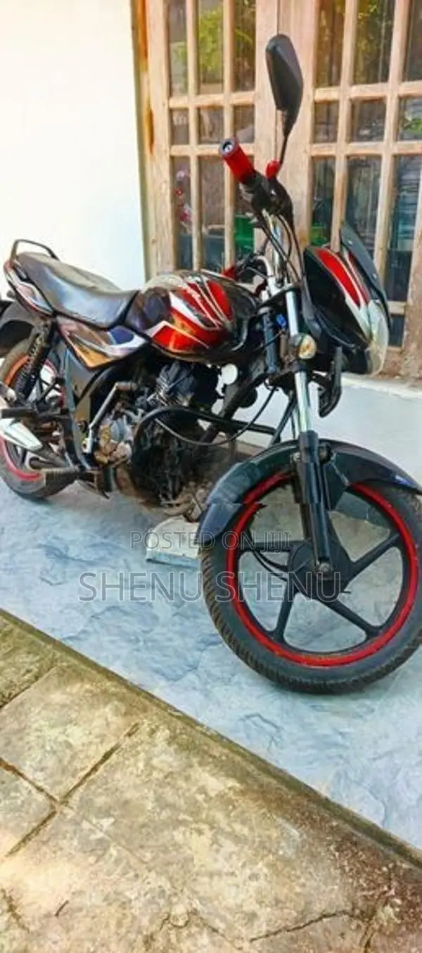 Bajaj Discover 100 2011