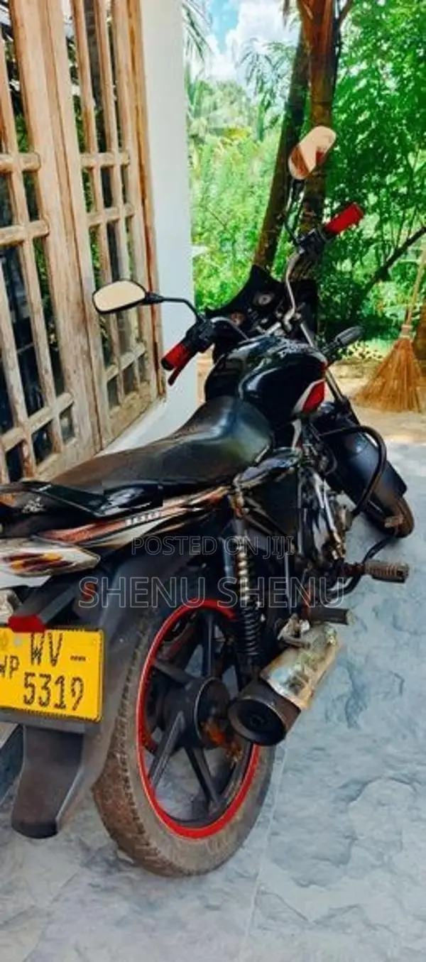Bajaj Discover 100 2011