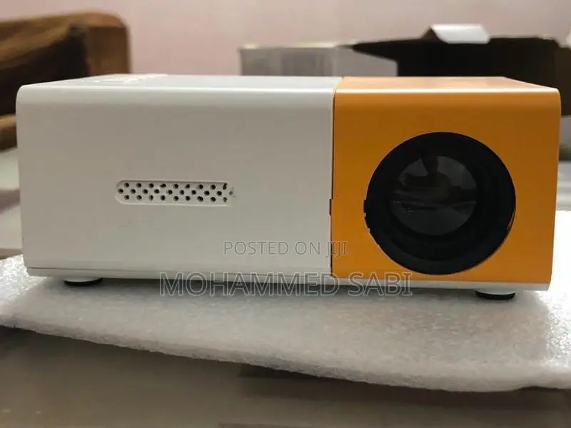 Mini LED Projector