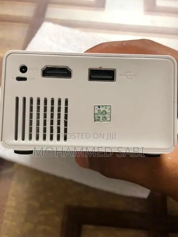 Mini LED Projector