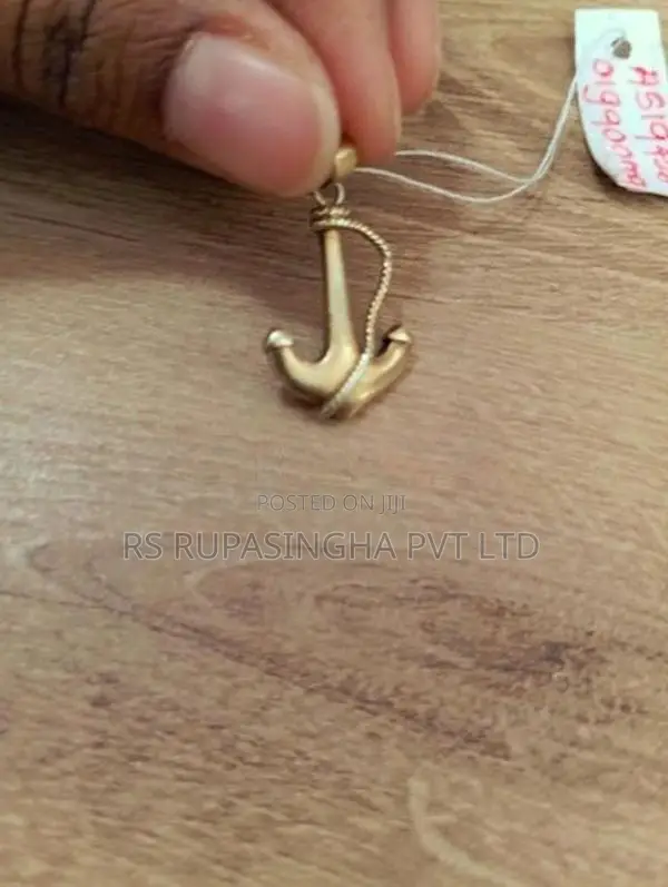 Silver Pendant 01.9G