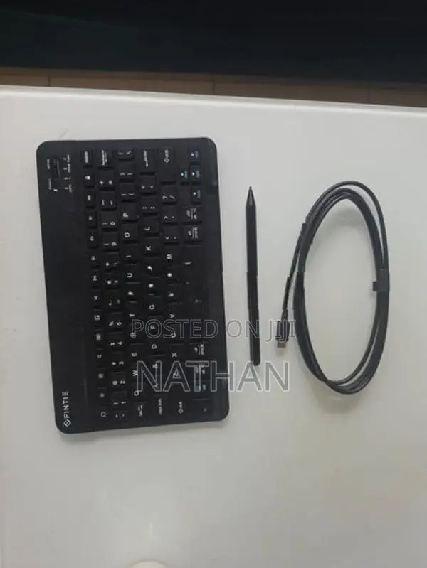 Microsoft Surface Pro 12 2025