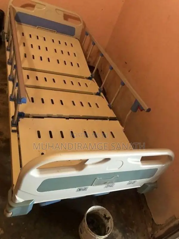 High-Spec 3-Function Medical / Patient Bed