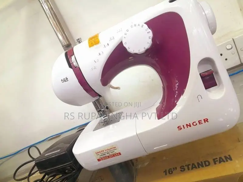 Singer Protable Sewing Machine