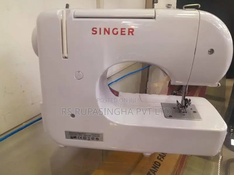 Singer Protable Sewing Machine