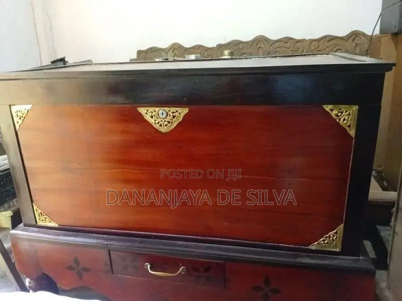 Antique Pettagama