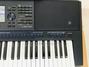 Yamaha Psr SX700 Keyboard