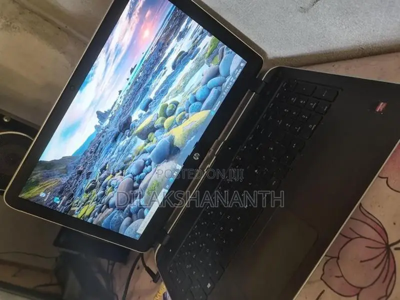 HP 4 GB RAM 1 TB Storage