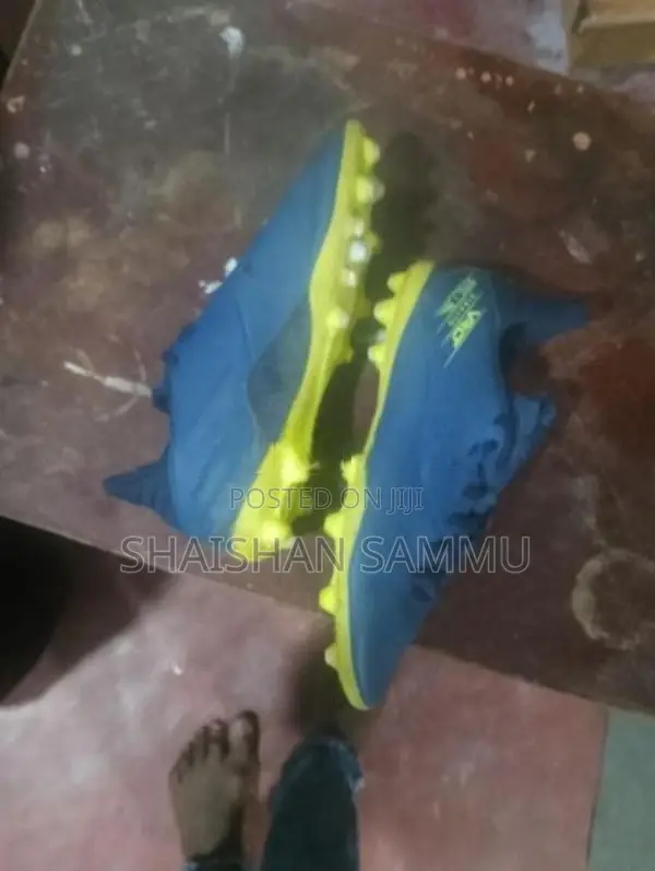 Kipsta Football Boot