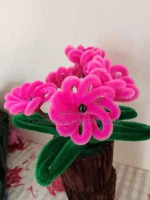 Pipe Cleaners Flower Pot