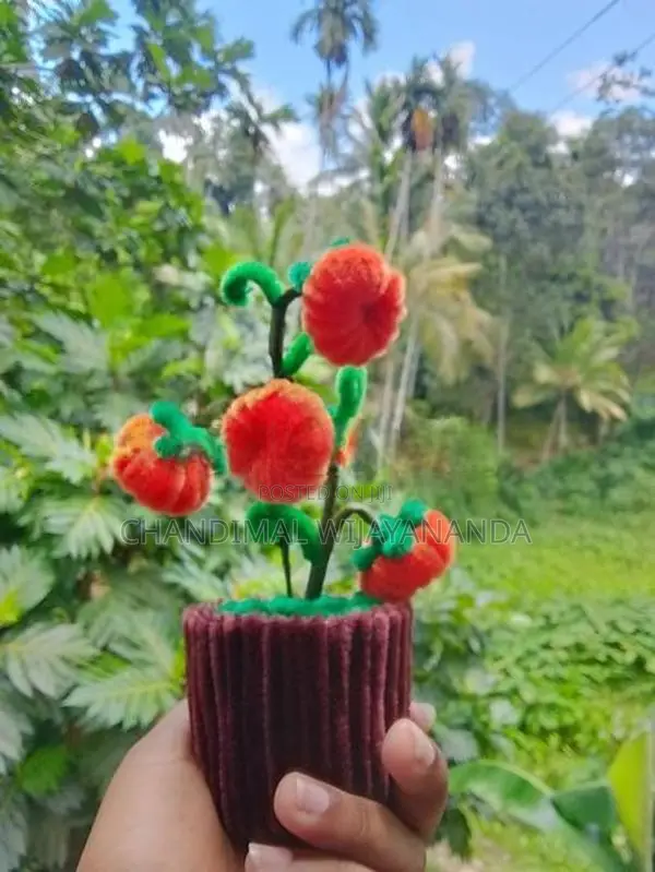 Pipe Cleaners Flower Pot