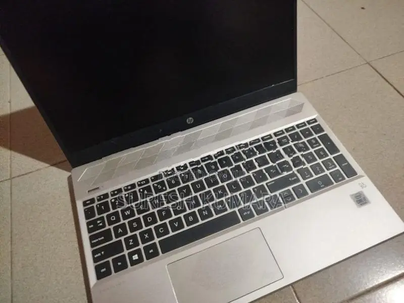 HP Pavilion 15 CS3049tx