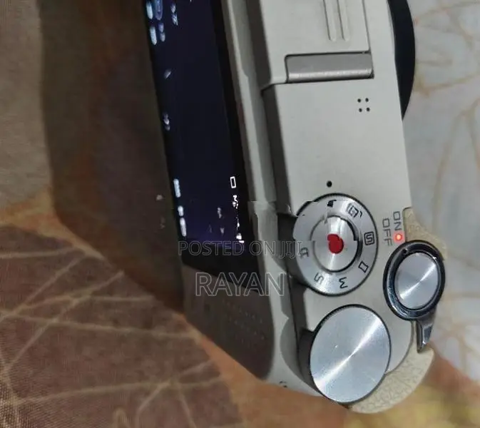 Xiaomi Y1 M1 Plus Mirrorless Camera