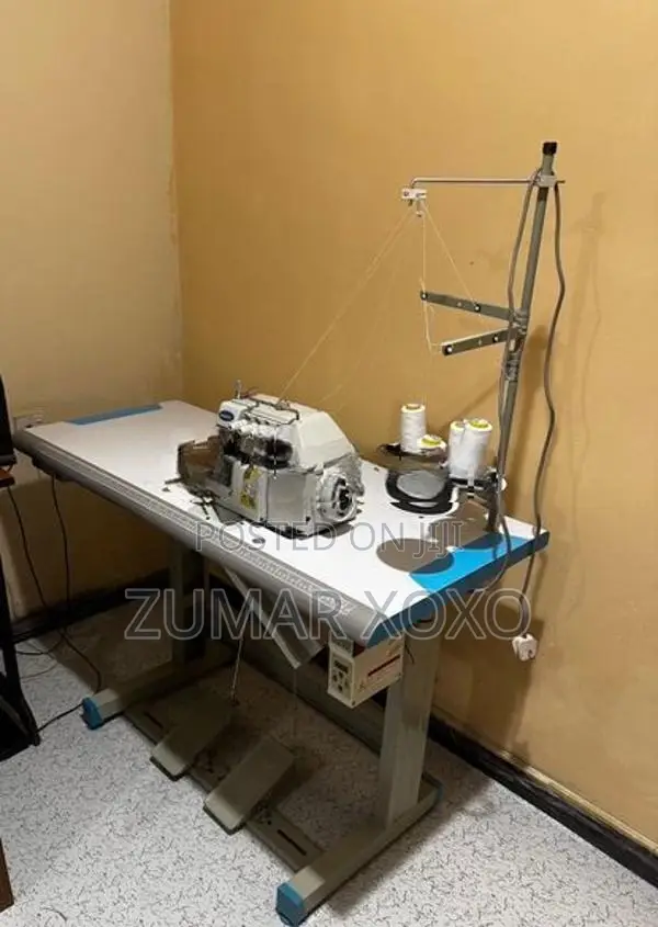 Breanox Industrial 4 Thread Overlock Sewing Machine – Complete Set