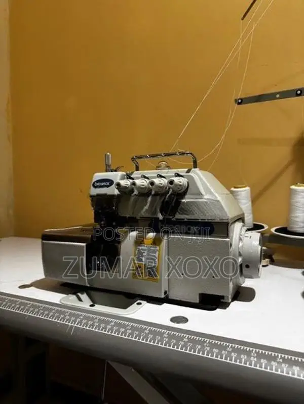 Breanox Industrial 4 Thread Overlock Sewing Machine – Complete Set
