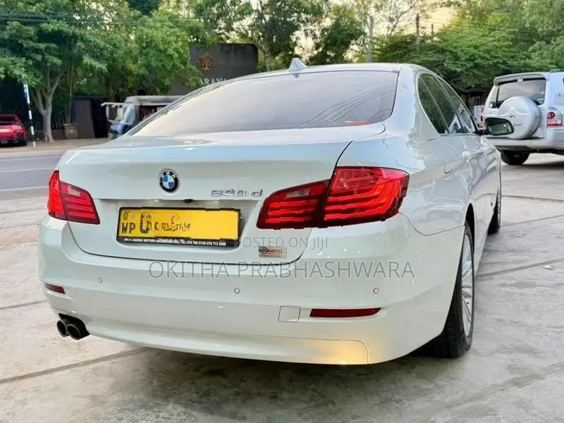 BMW 520d F10 3 OPTION 2016