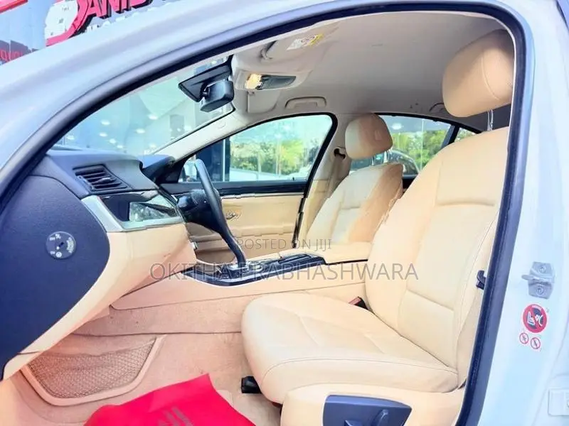 BMW 520d F10 3 OPTION 2016