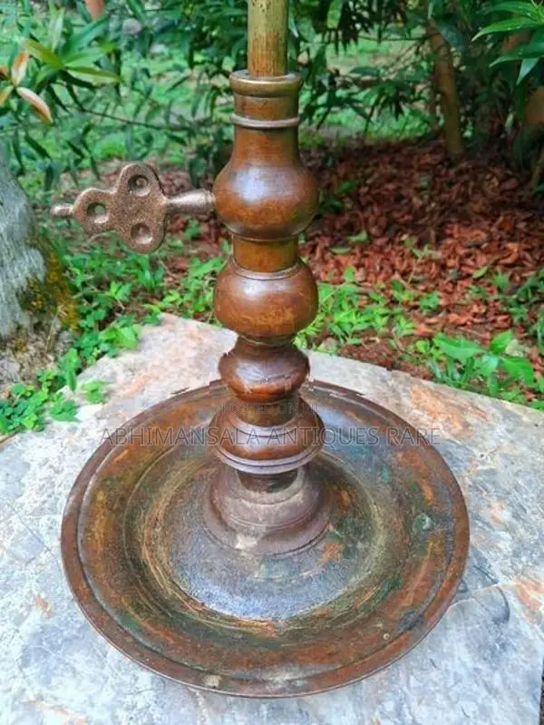 පිත්තල යතුරු පහන