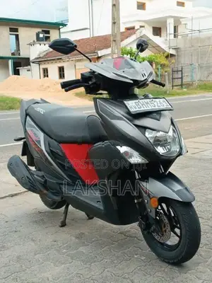 Yamaha RayZR 2020