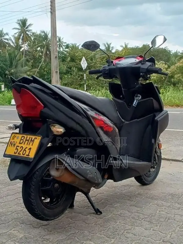 Yamaha RayZR 2020