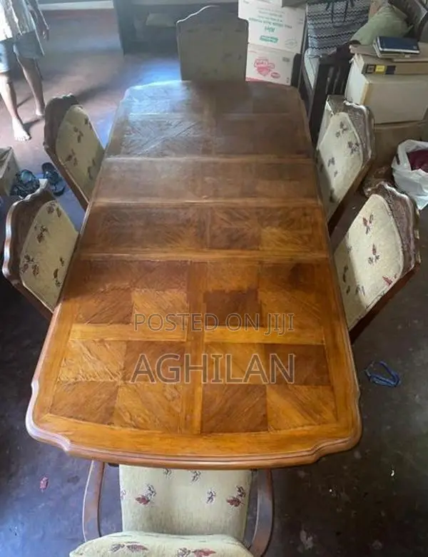 Wooden Dining Table With 8 Chairs (Antique)