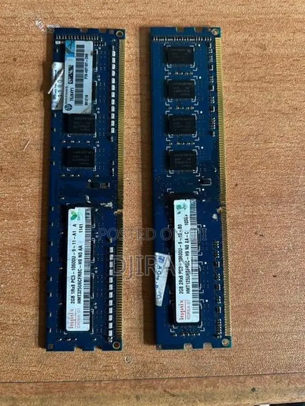 Hynix 2 GB DDR3 RAM