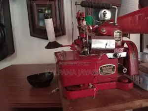 Overlock Sewing Machine