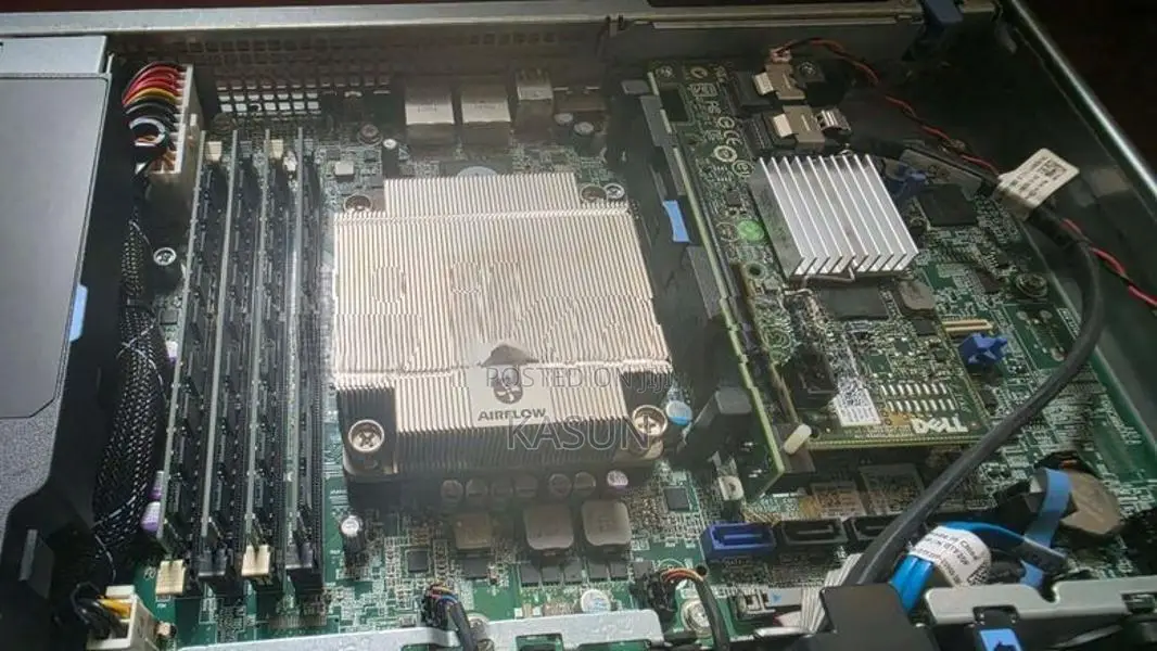 Dell PowerEdge R210 II Rack Server