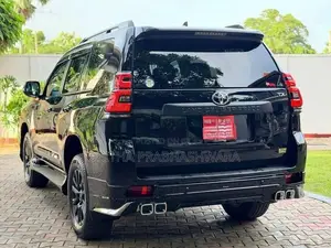 Toyota Land Cruiser 150 TX L 2023