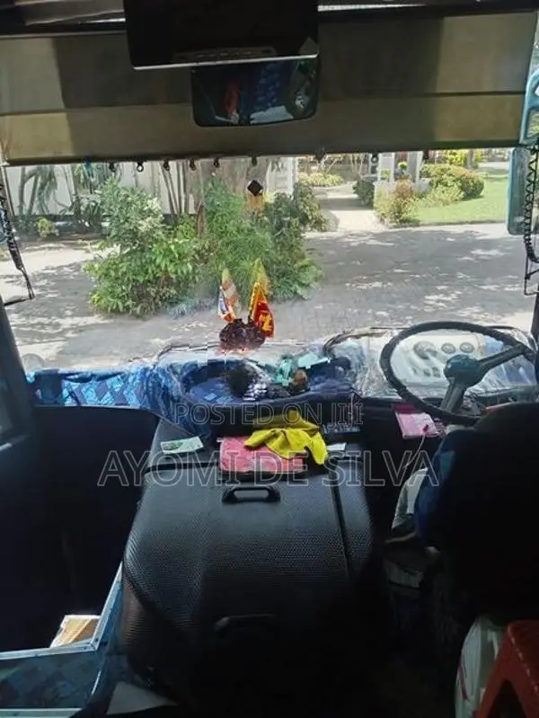 Ashok Leyland Viking 2011