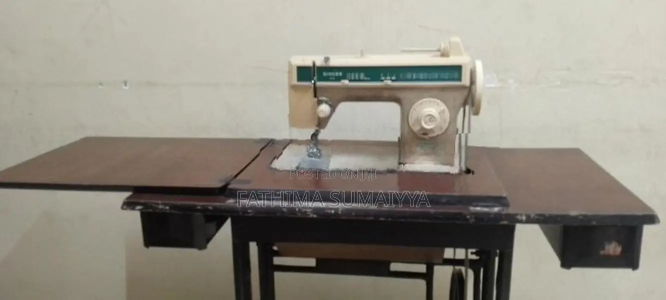 Singer Contessa ZIG ZAG Sewing Machine