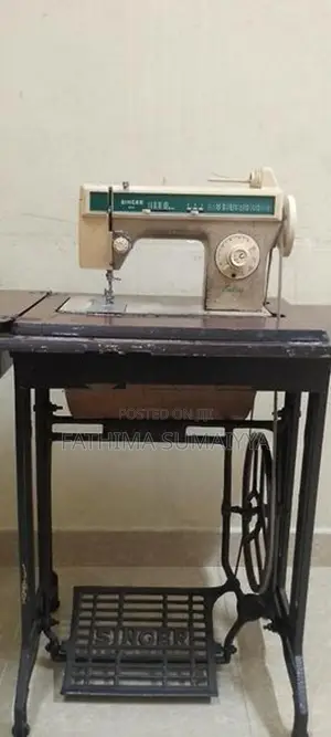 Singer Contessa ZIG ZAG Sewing Machine