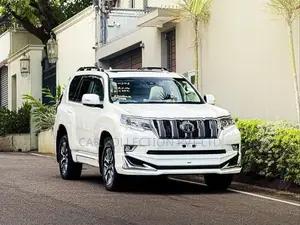 Toyota Land Cruiser Prado 2023