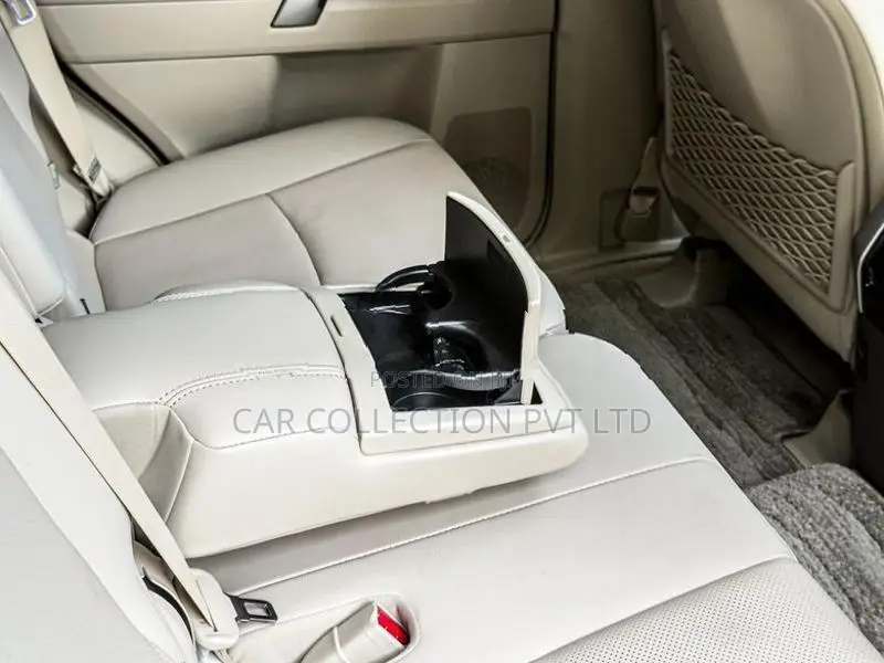 Toyota Land Cruiser Prado 2023