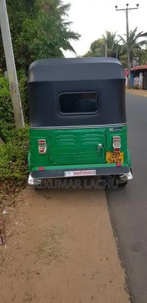 Bajaj RE 1999