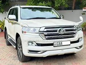 Toyota Land Cruiser V8 PALATHSABHA MODEL 2013