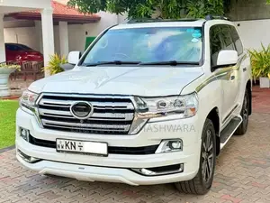 Toyota Land Cruiser V8 ZX PETROL 2010