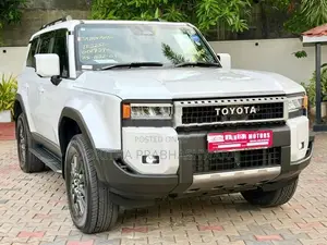 Toyota Land Cruiser Prado 250 VX 2025